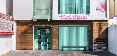 Cancun dental clinic entrance