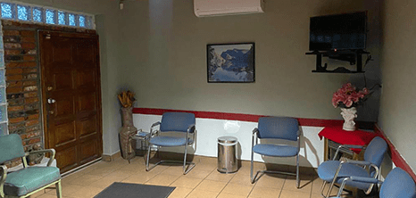 Mexicali orthopedics clinic lobby