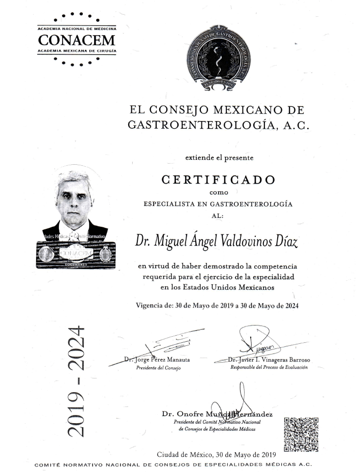 Mexico City endoscopist doctor certificate