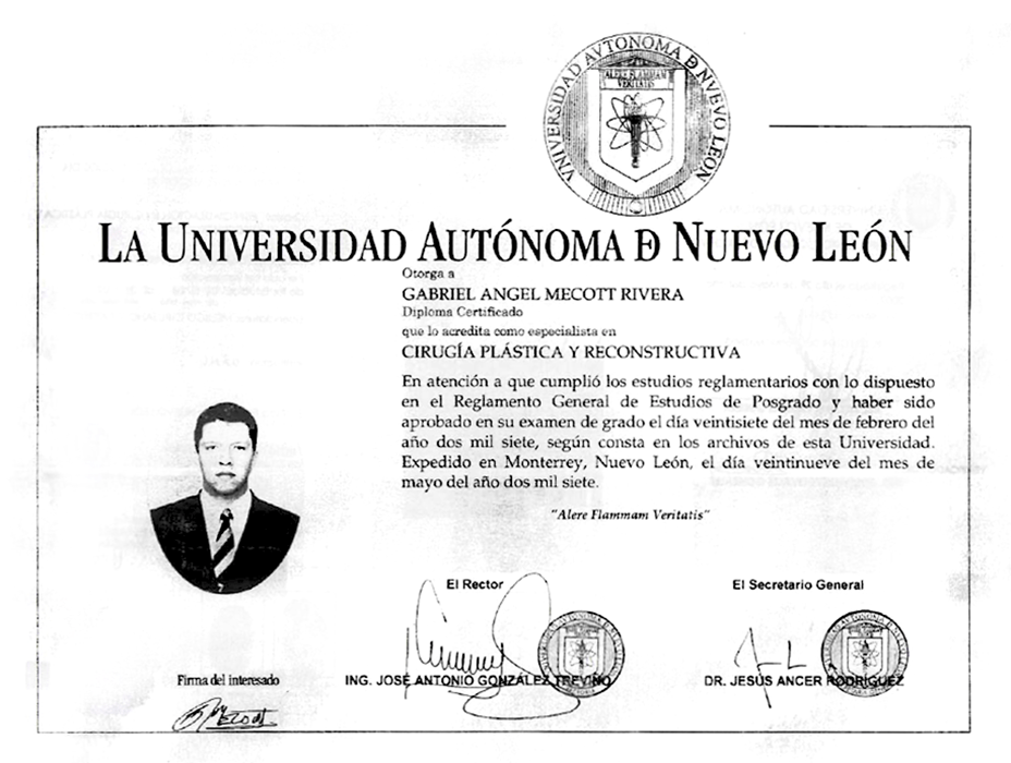 Monterrey plastic surgeon doctor certificate