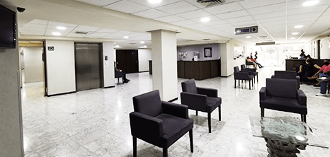 Monterrey otolaryngology clinic lobby